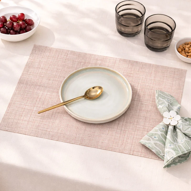 Trellis Mesh Rectangular Placemats, Set of 4 - Beige