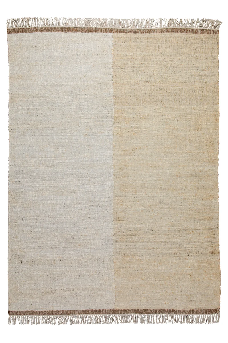 160x230 Teppich WohnzimmerZwei Hälften, ein Ton – Reduzierter Naturteppich in Creme und Sand