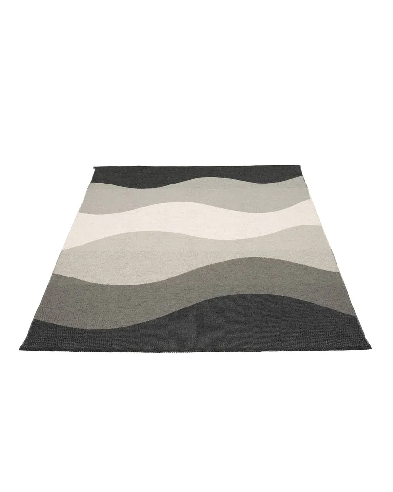 URVI Metal - Area Rug