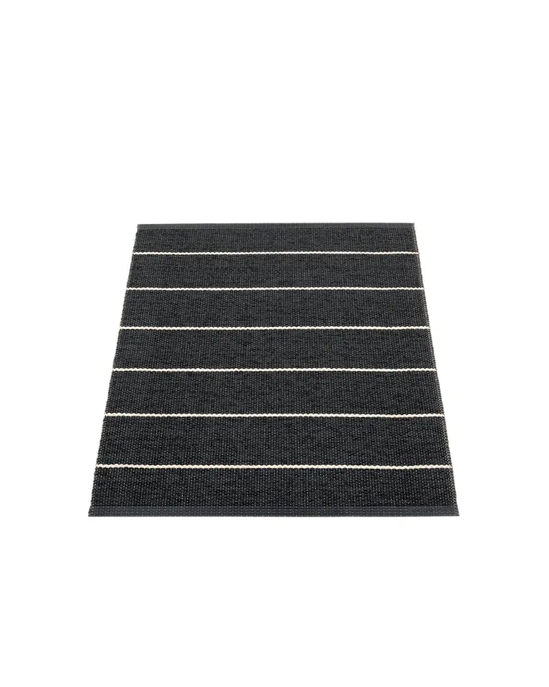 CARL Black - Small Rug