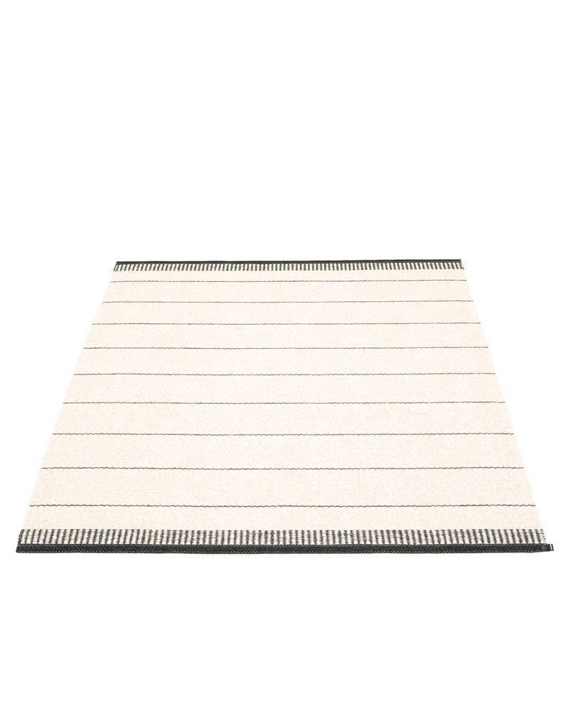 BELLE Black - Area Rug