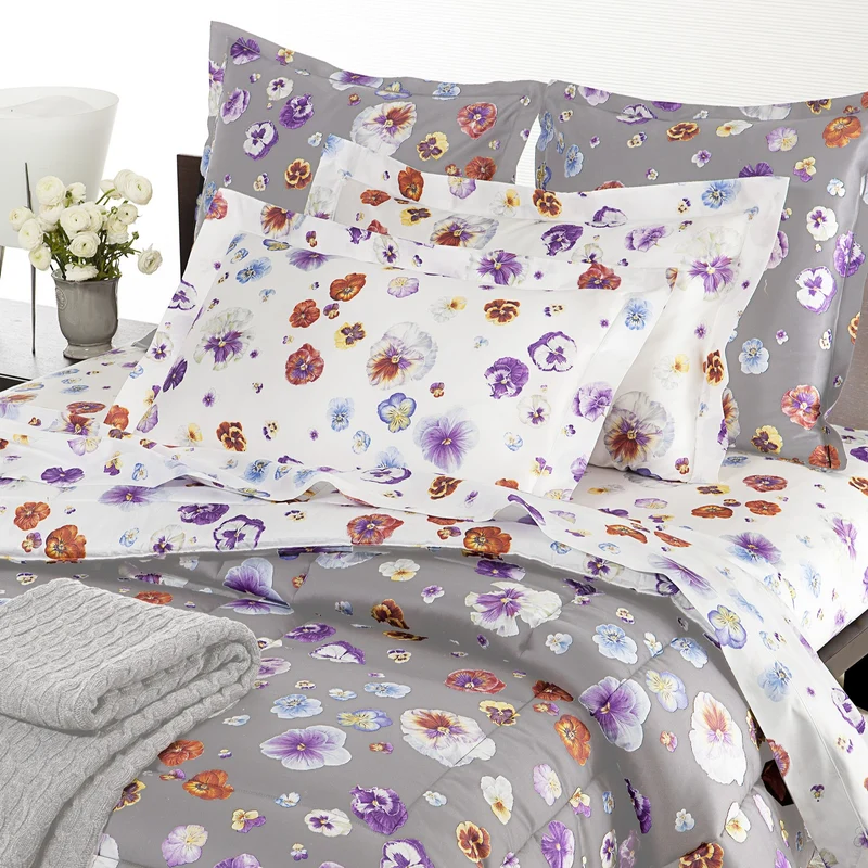 Copriletto Primaverile viole Floreale in Percalle 90 gr/mq