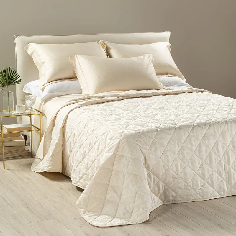 Copriletto Primaverile floral in Raso Jacquard 80 gr/mq