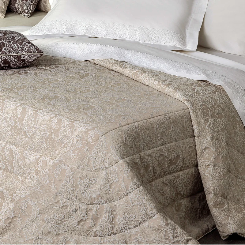 Trapunta in Raso Jacquard Lace Mirabello