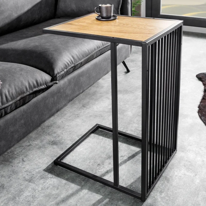Moderner Beistelltisch STRIVE 65cm Eiche-Look Industrielles Design