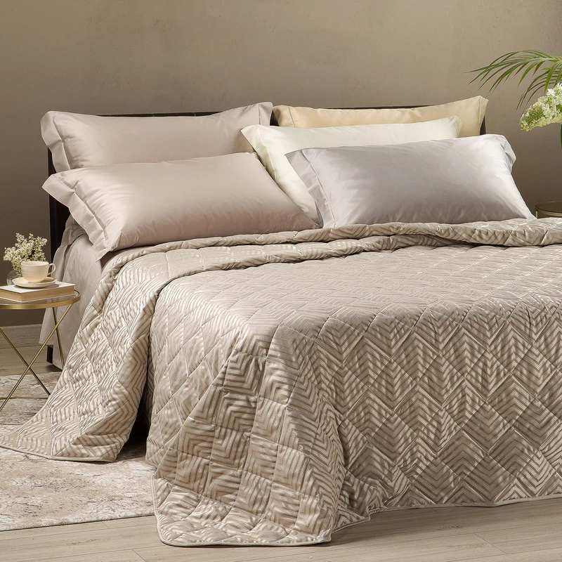 Copriletto Primaverile every in Raso Jacquard 80 gr/mq