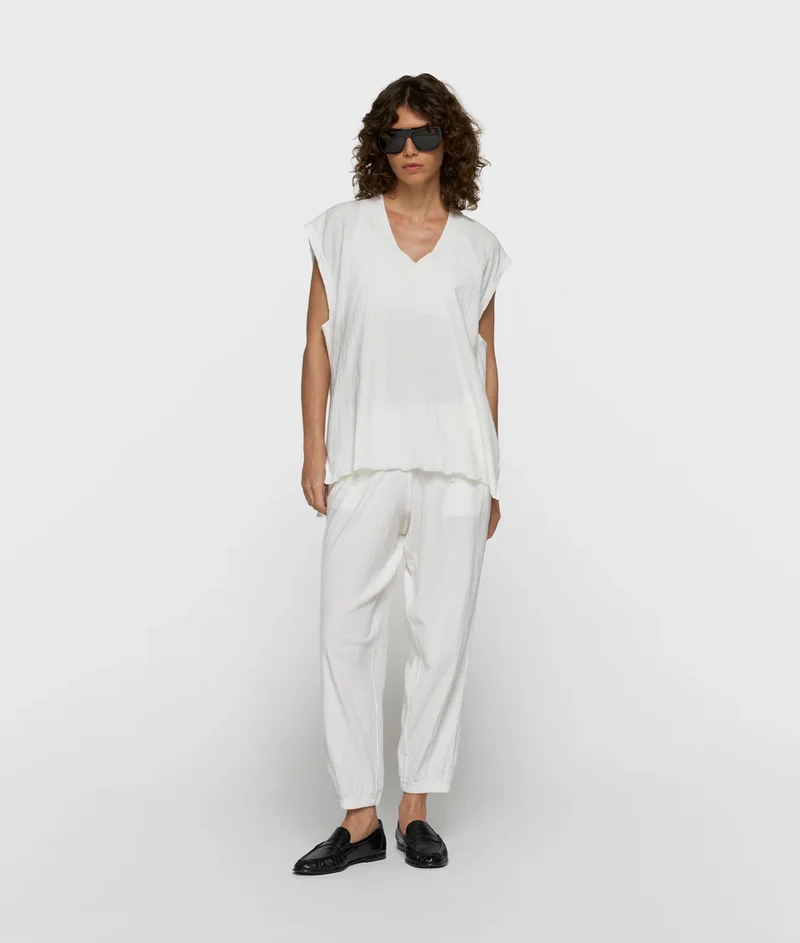 10DAYS AMSTERDAM V-Neck Crinkle Top - Ecru