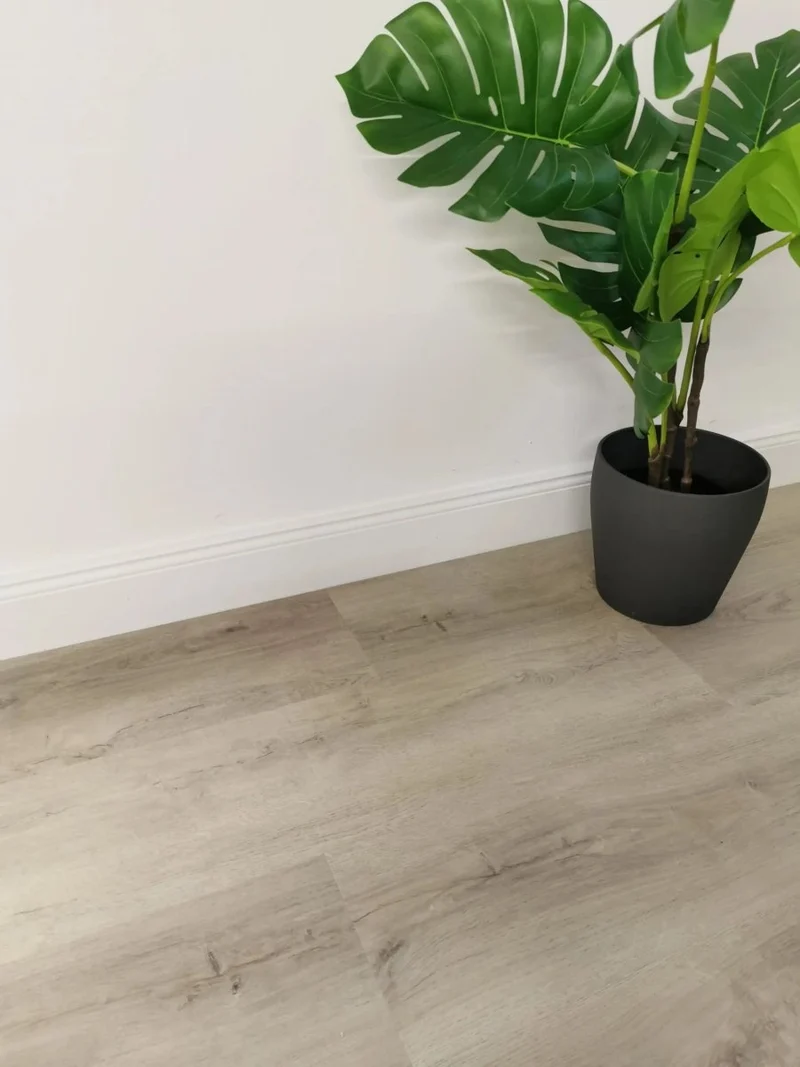 Klick Vinylboden Eiche Tortuga mit Trittschalldämmung