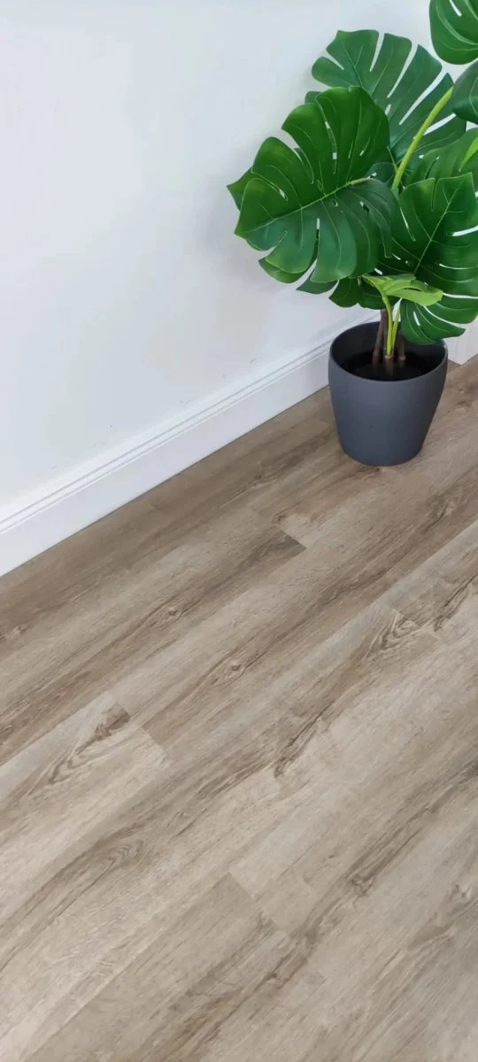 Klick Vinylboden SolidLOCK Silent Fox mit integrierter Trittschalldämmung