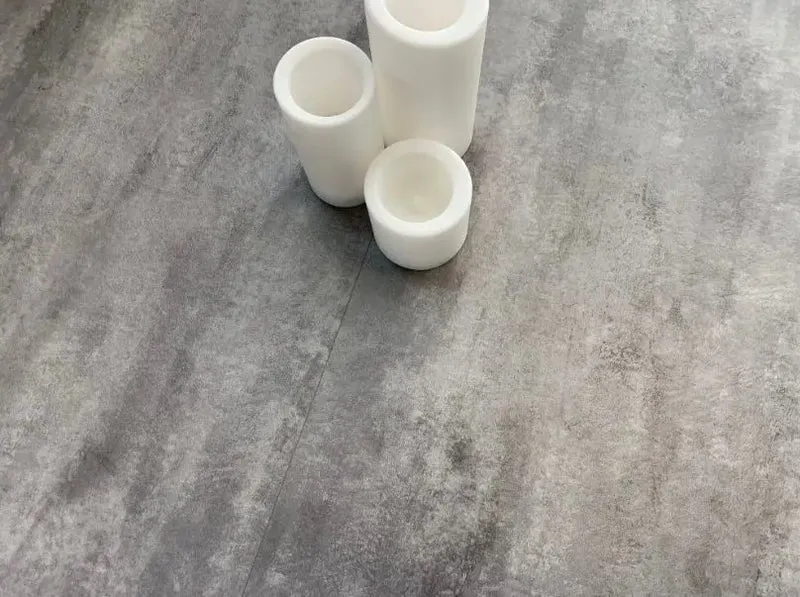 Vinylboden Maxi Fliese Beton dunkel mit Trittschalldämmung