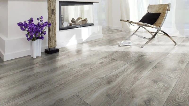 Laminat Kronotex Mammut Highland Eiche silber Landhausdiele