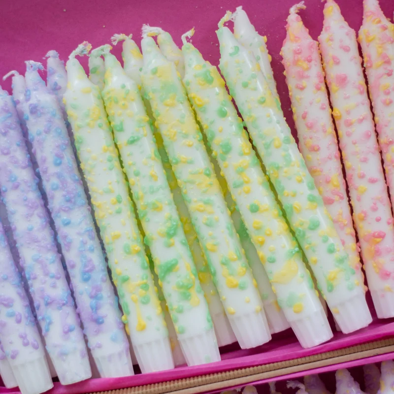 Spitzkerzen Regenbogen Konfetti
