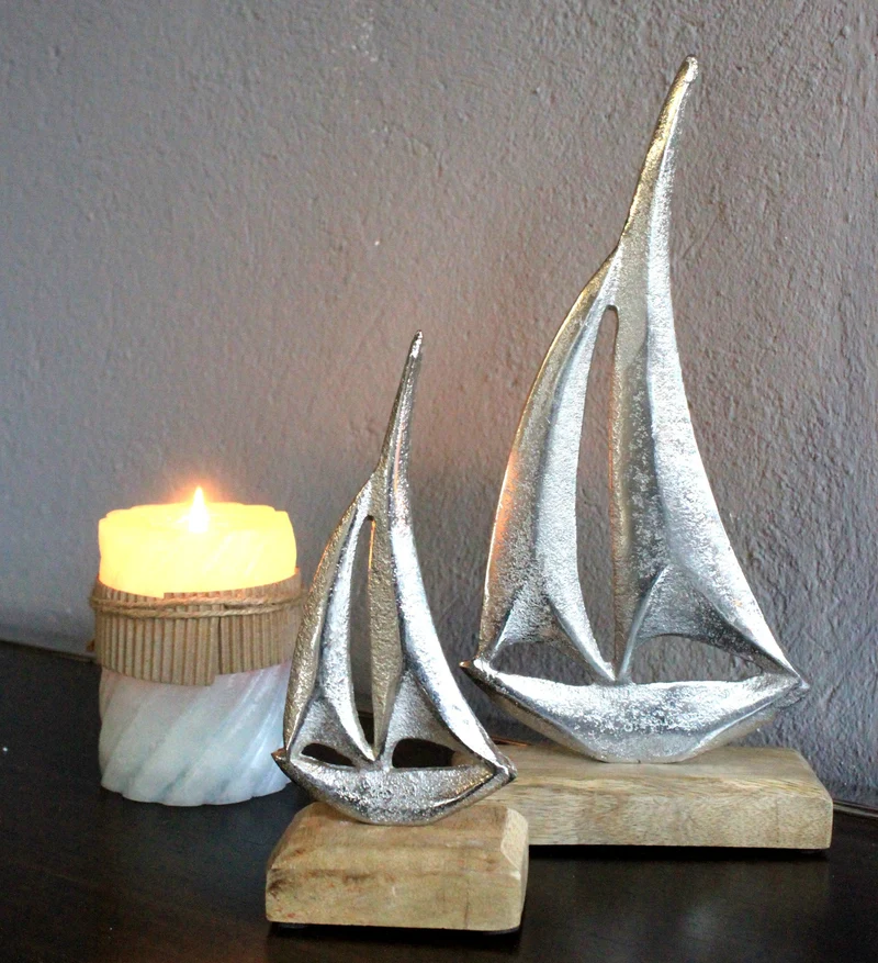 Segelboote aus Holz mit Metall im 2 er Set Aluminium Vintage