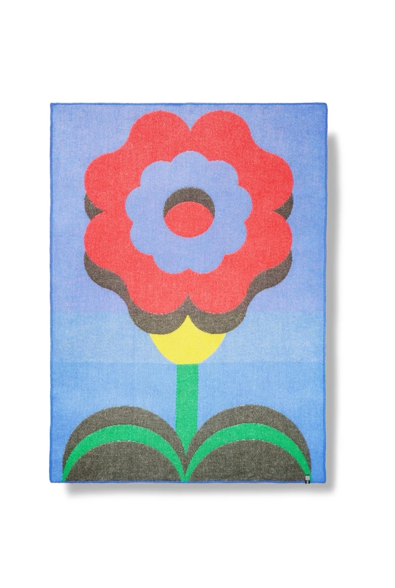 Wool Blanket "Blossom" by Celine Cornu
