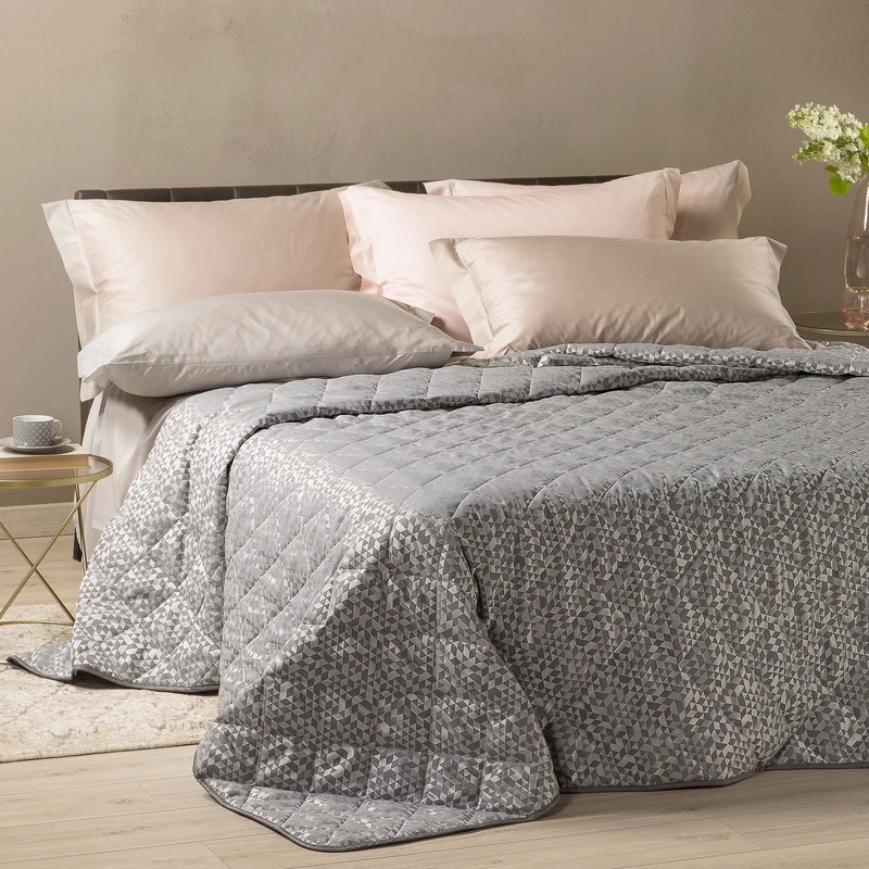 Copriletto Primaverile interni in Raso Jacquard 80 gr/mq