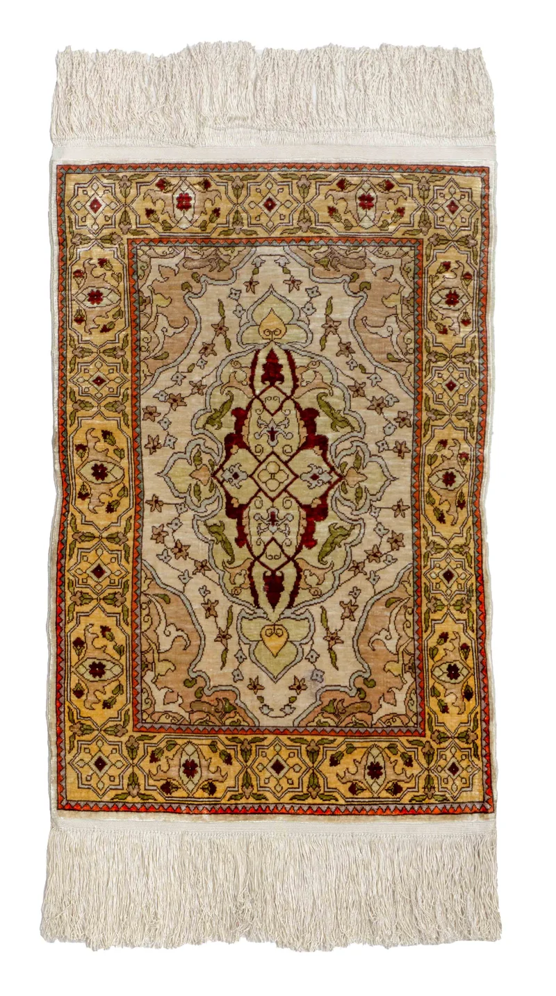 Hereke aus reiner Seide | 63 x 40 cm | Nr. 19596