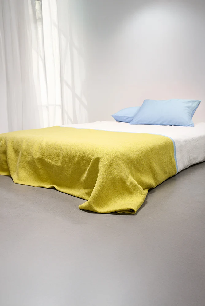 NESSO Bedspread in Pistachio