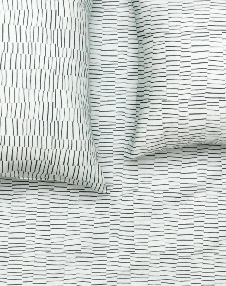 Artist Bedding Collection "WAX Layer" by Martina Vontobel