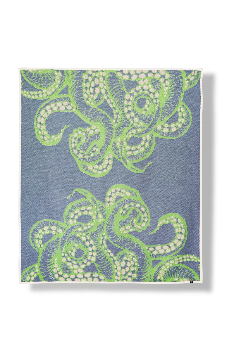 Cotton Blanket "In My Arms" by Nik Baeyens