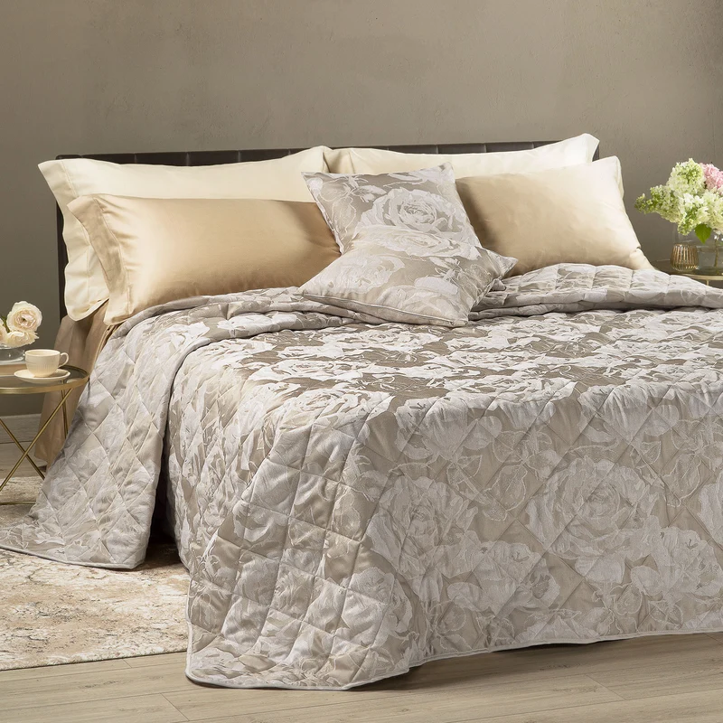 Copriletto Primaverile rose in Raso Jacquard 80 gr/mq