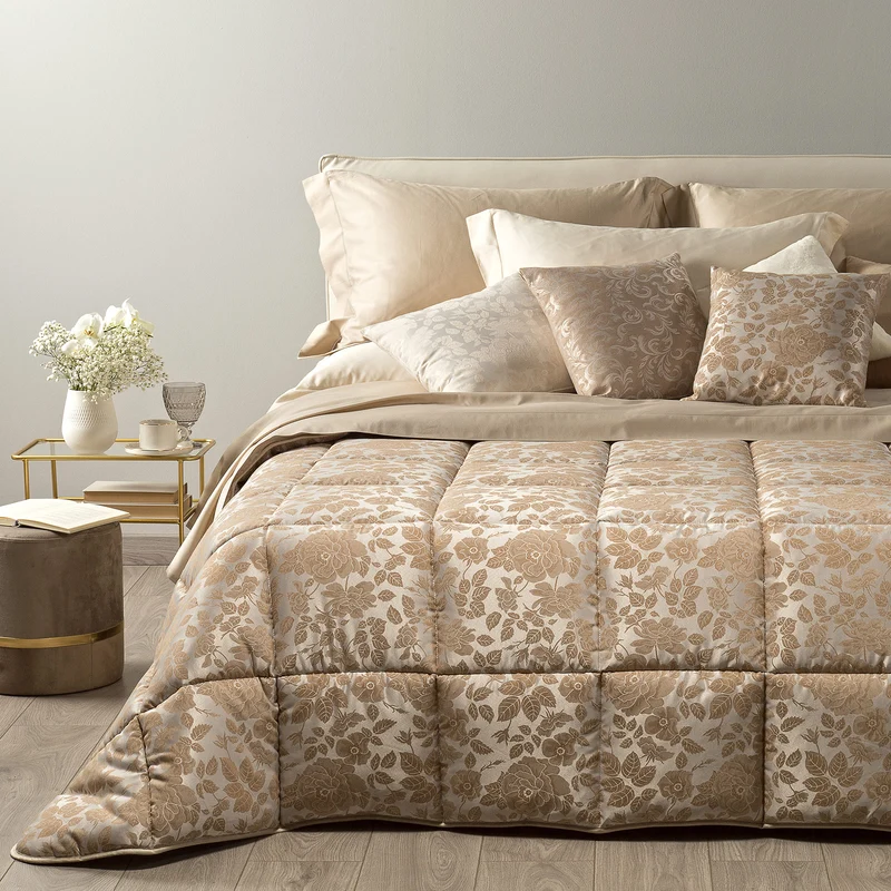 Trapunta floral Barocco in Raso Jacquard 300 gr/mq