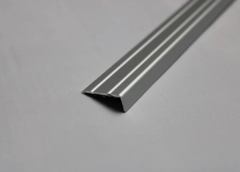 Profil Repac 23/18 Abschluss silber 100 cm