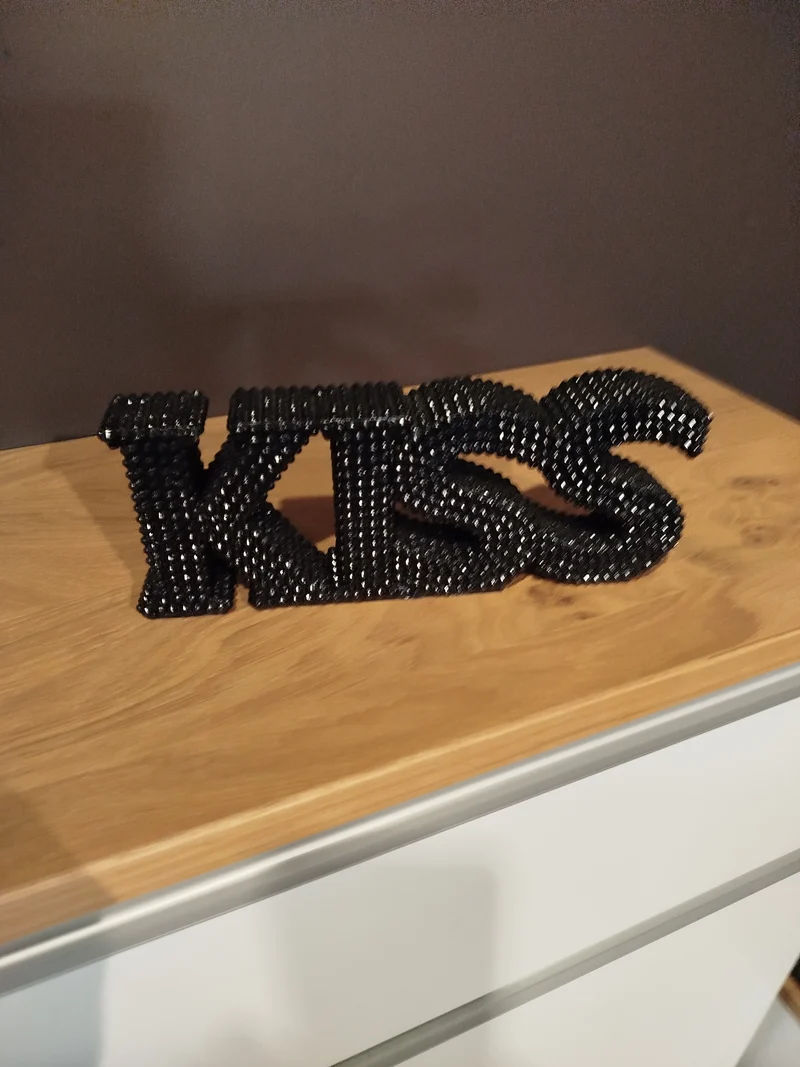 Deko-Aufsteller Schriftzug "KISS", schwarz