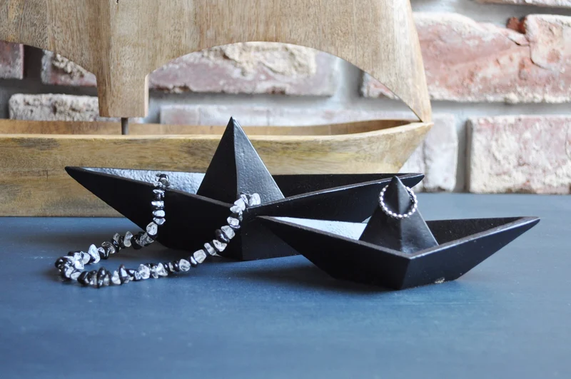 Origami Calmaro Boot aus Aluminium