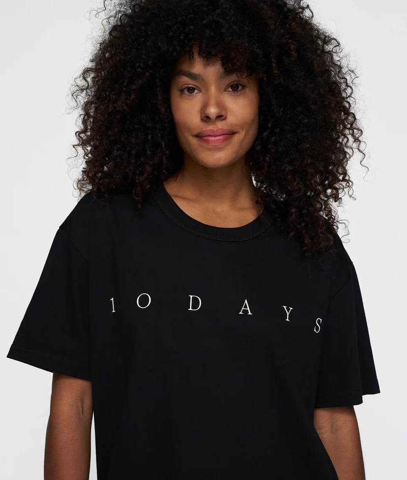 10DAYS AMSTERDAM Short Sleeve Logo