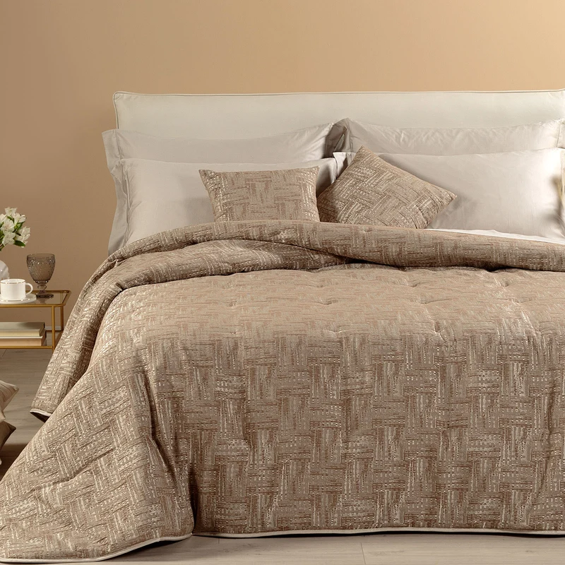 Trapunta Leggerissima serenissima in Raso Jacquard 200 gr/mq
